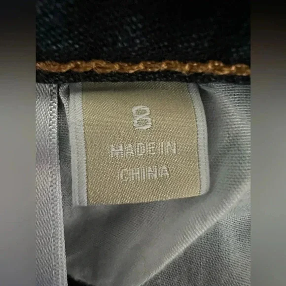 Michael Kors | woman’s denim Capri/cropped pants. Size: 8. - Picture 6 of 14